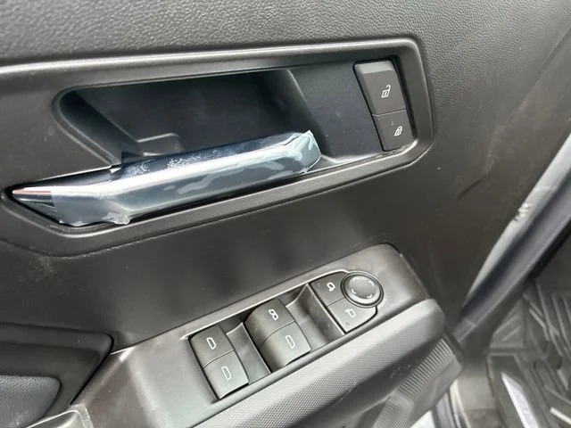 New 2026 Sterling Metallic GMC Elevation image 12
