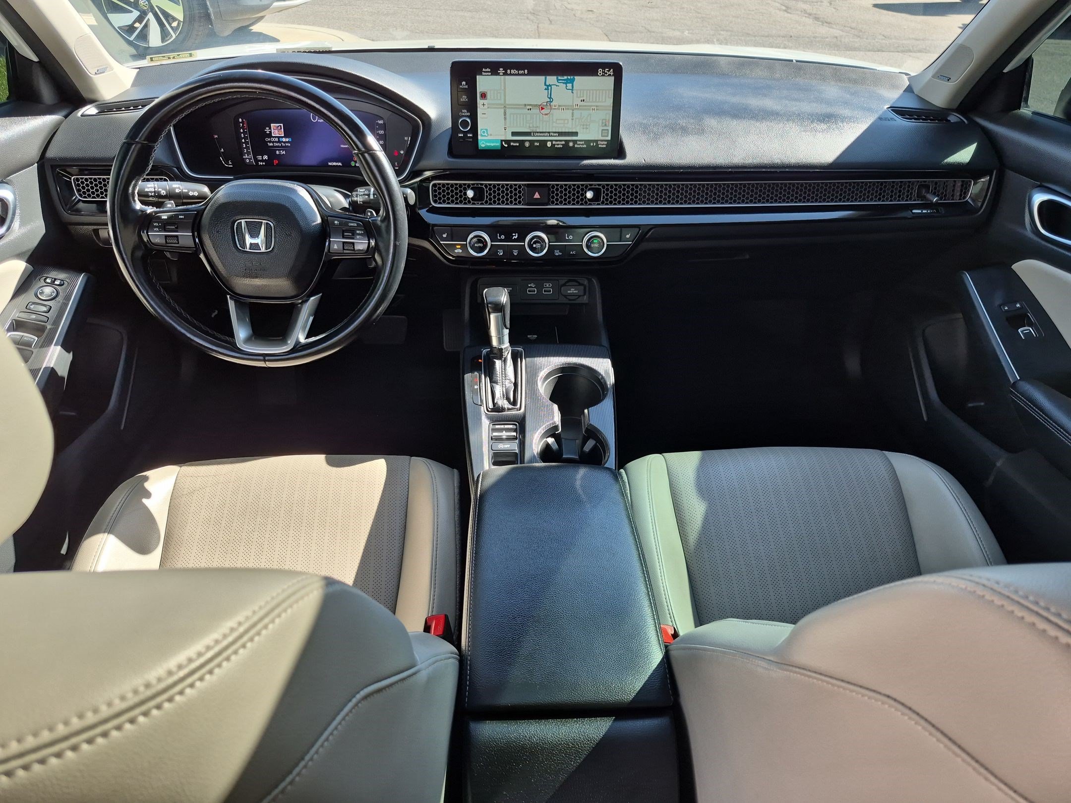 Used 2022 Platinum White Pearl Honda Touring image 28
