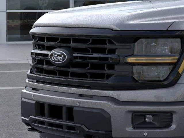 New 2026 Carbonized Gray Metallic Ford XLT image 39