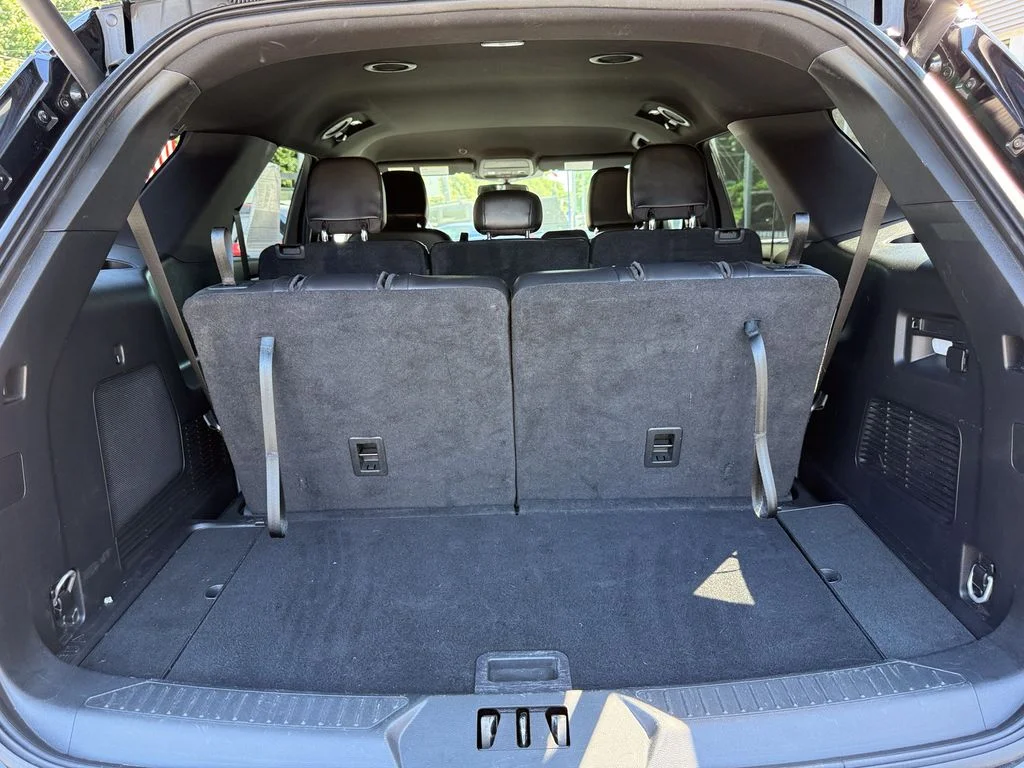 Used 2023 Black Metallic Ford ST-Line image 31