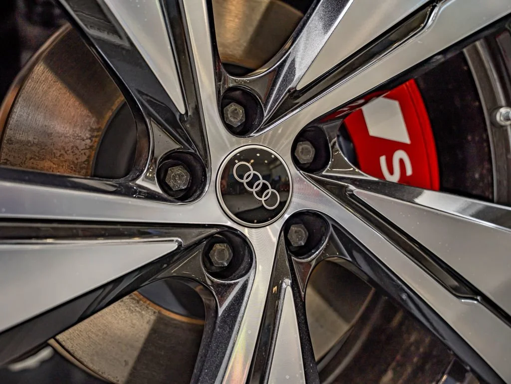 New 2026 Glacier White Metallic Audi Premium Plus image 11
