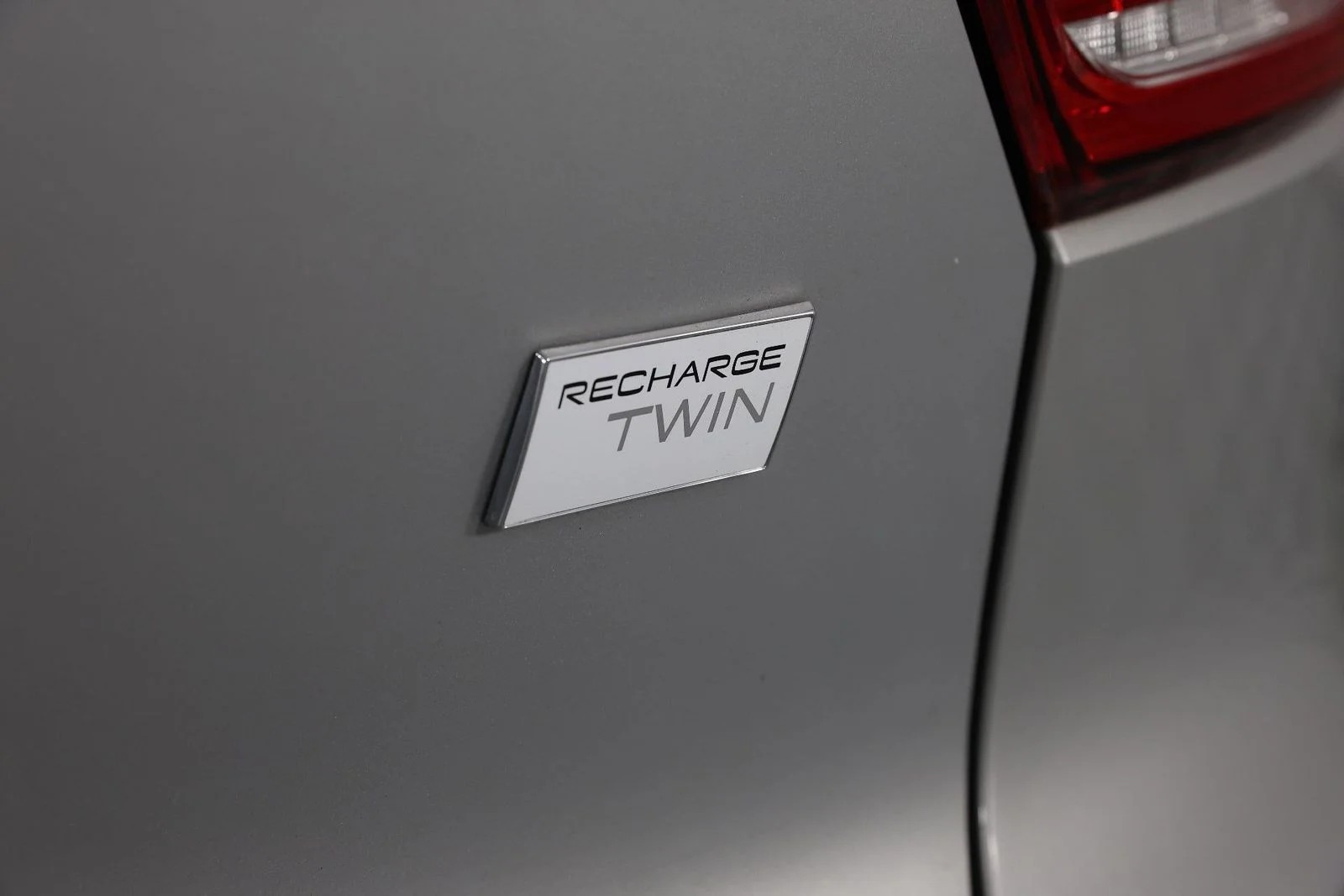 Used 2023 Silver Volvo Ultimate image 20