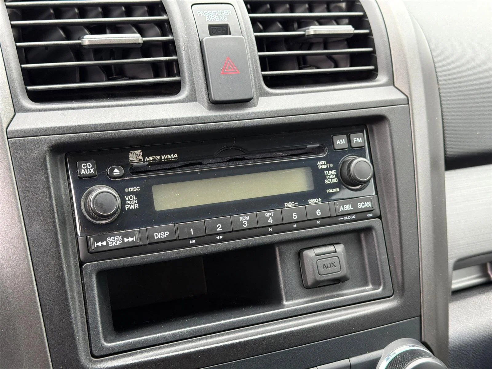 Used 2011  Honda LX image 18