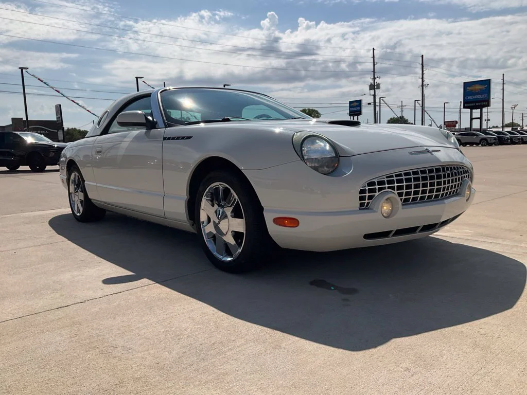 Used 2002 White Ford Base image 24