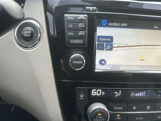 Used 2018 Silver Nissan SL image 15