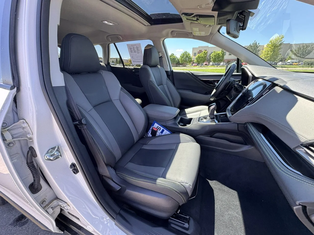 Certified Used 2025 Crystal White Pearl Subaru Onyx Edition image 46