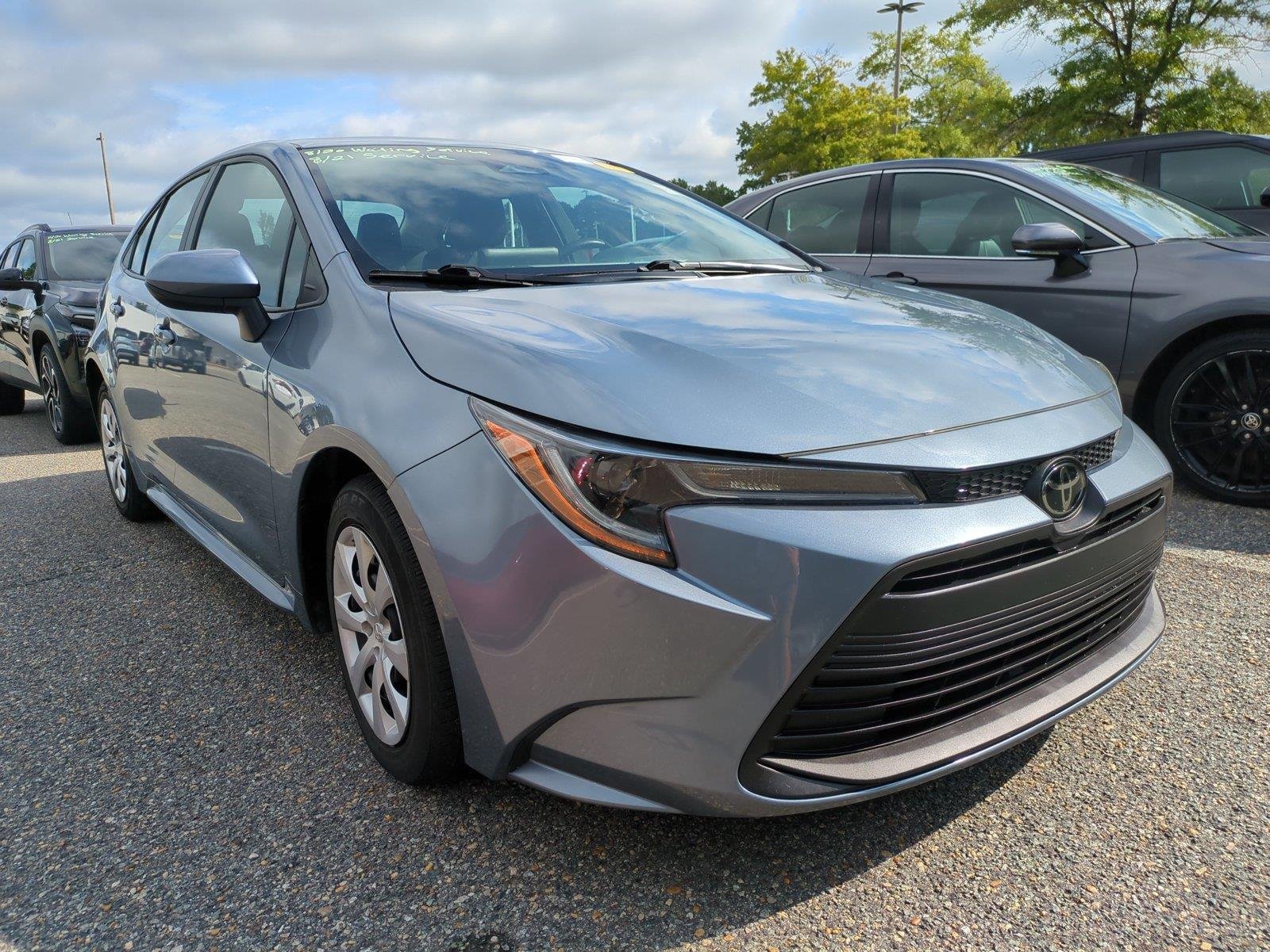 Used 2024  Toyota LE image 2