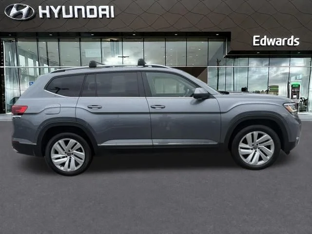 Used 2021 Silver Volkswagen SEL image 5