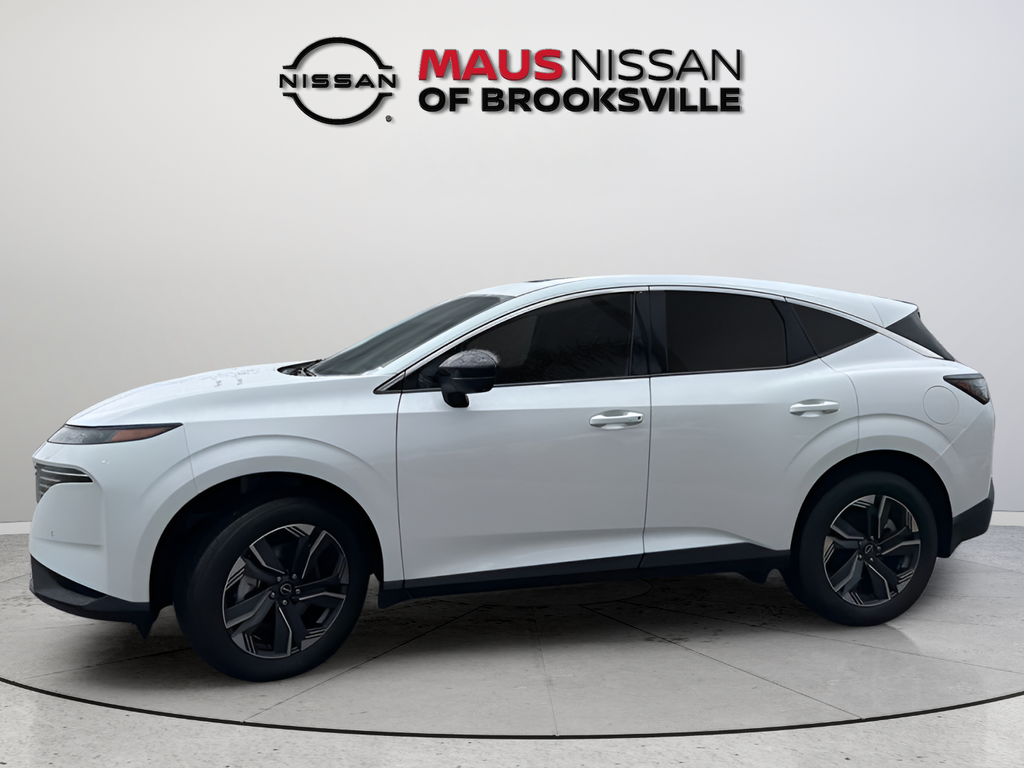 New 2026 White Nissan SL image 5