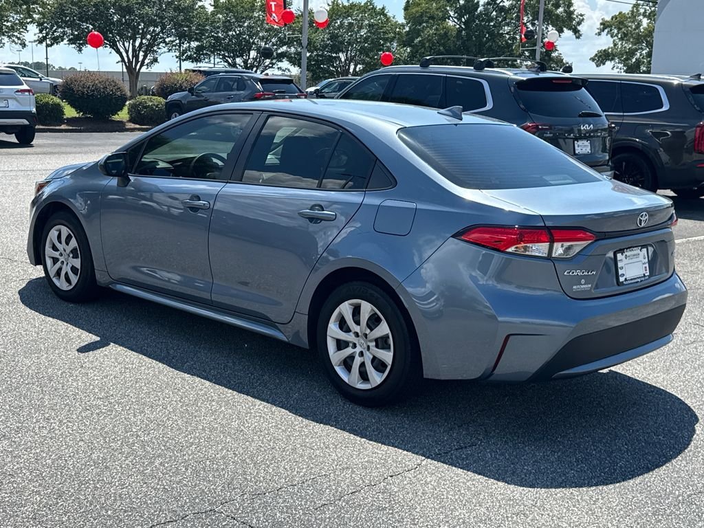 Used 2022 Gray Toyota LE image 5