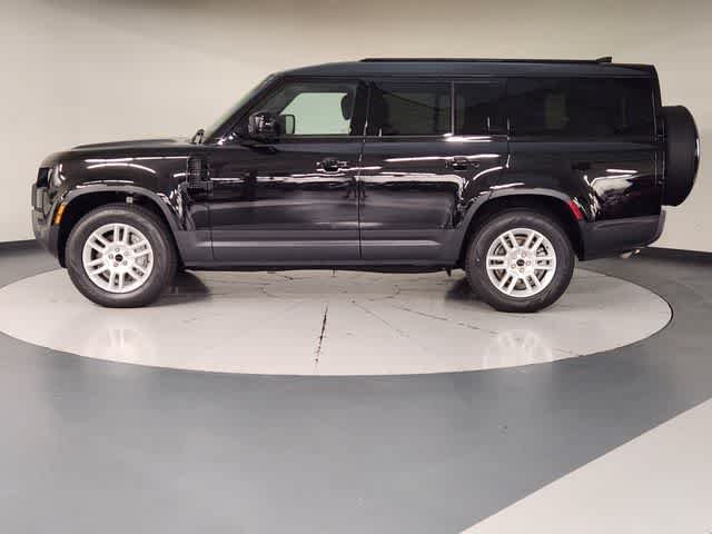 Used 2026 Santorini Black Metallic Land Rover S image 6