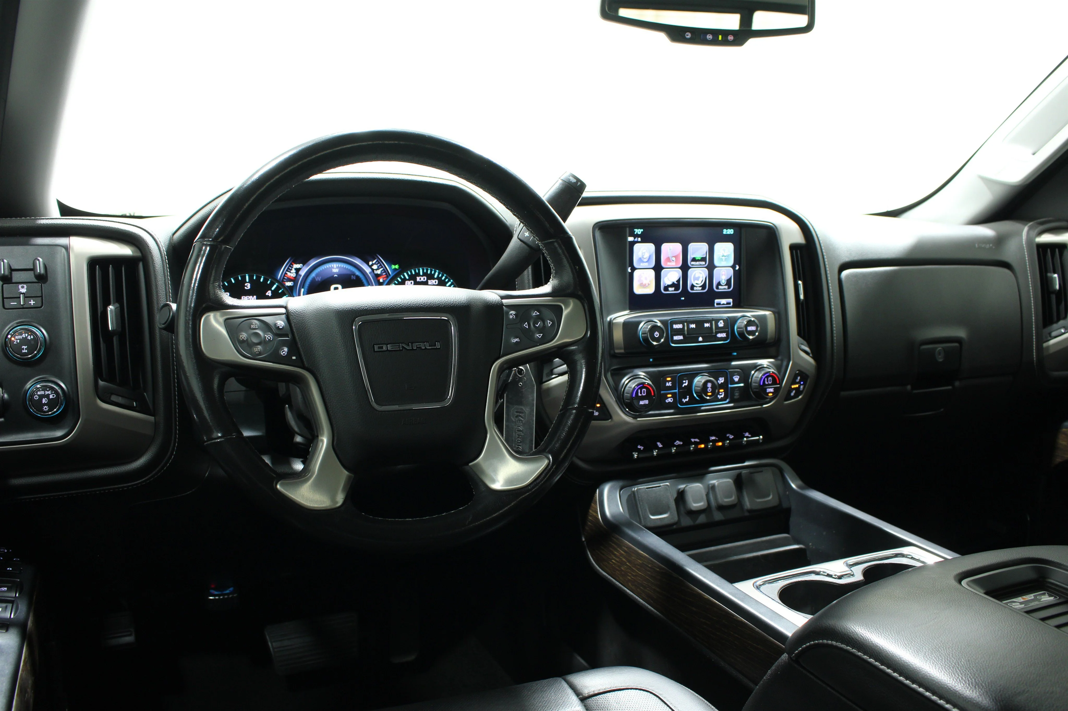 Used 2018 Quicksilver Metallic GMC Denali image 2