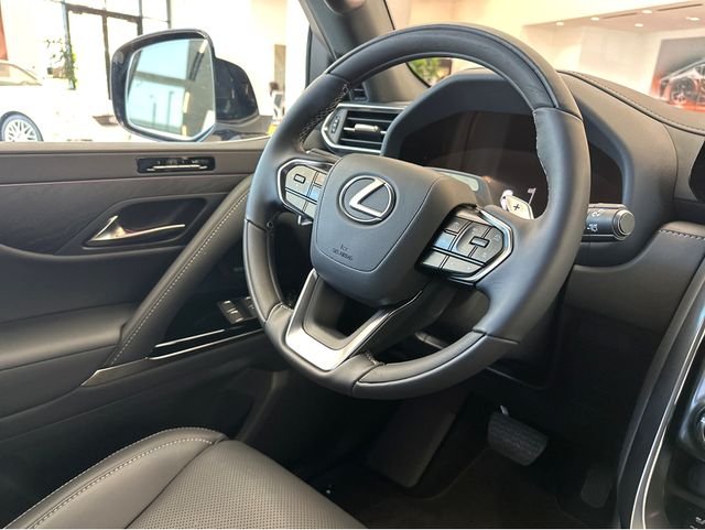 2026 Lexus LX 700h Luxury - Photo 14