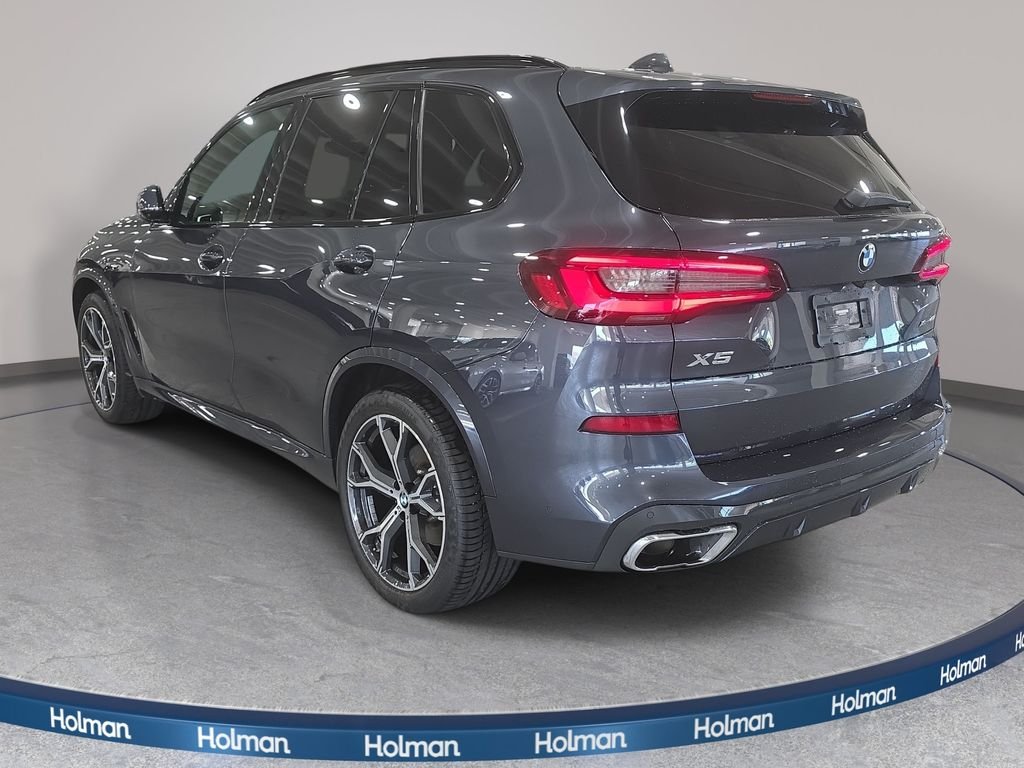 Certified Used 2022 Arctic Grey Metallic BMW xDrive40i image 8