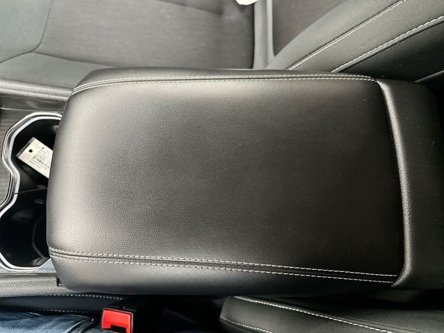 Used 2024 White Jeep Laredo X image 23