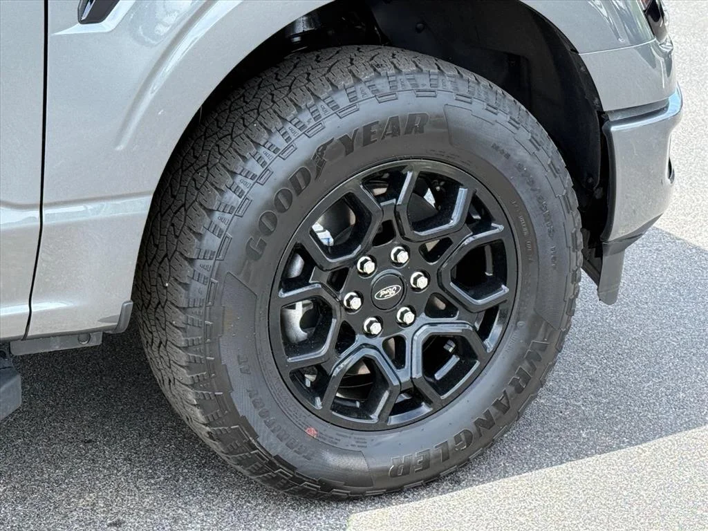 Certified Used 2025 Gray Ford XLT image 9