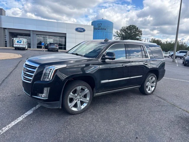 Used 2016 Black Cadillac Platinum Edition image 4