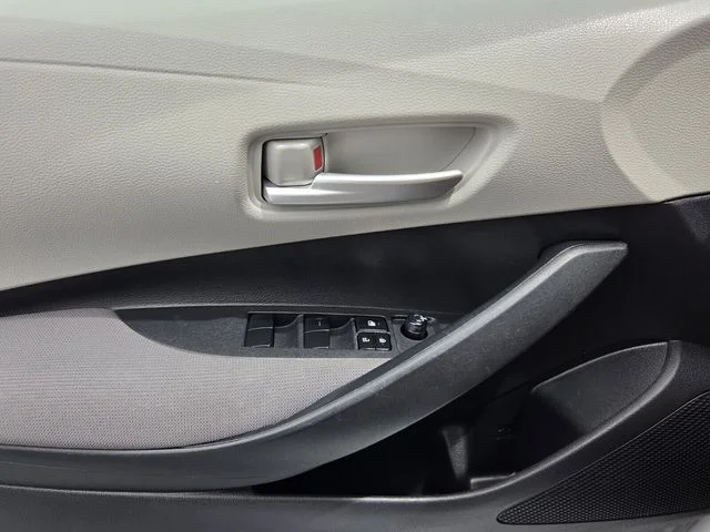 Used 2020 Silver Toyota LE image 16