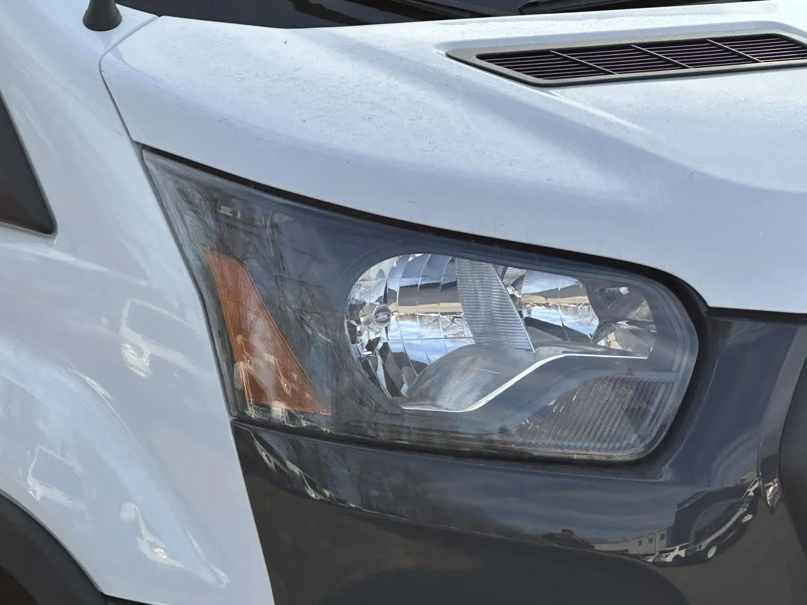 Used 2023 Oxford White Ford  image 11