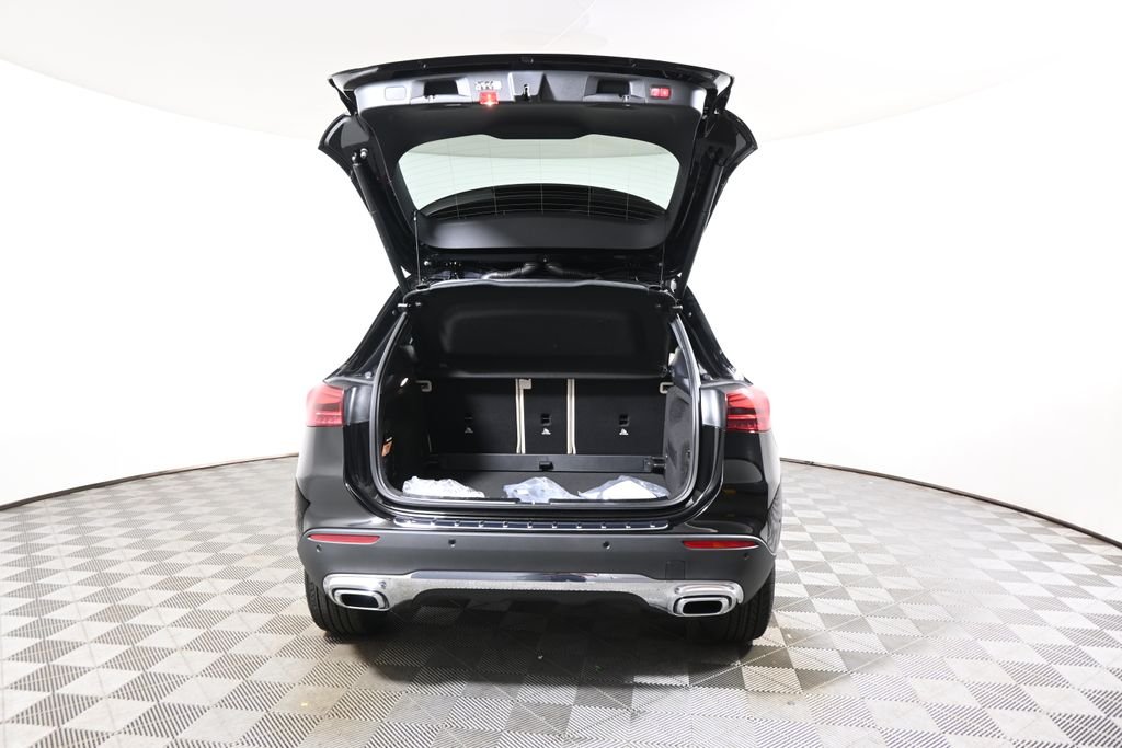 New 2026 Night Black Mercedes-Benz GLA 250 image 34