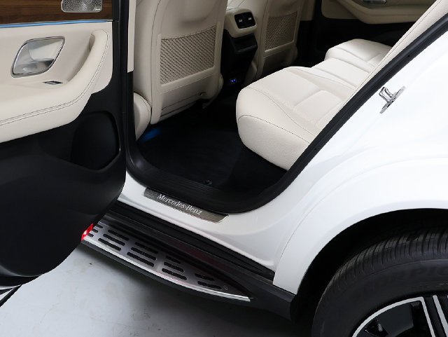 Certified Used 2026 Polar White Mercedes-Benz GLE 350 image 31