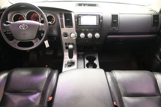 Used 2011 White Toyota Grade image 19