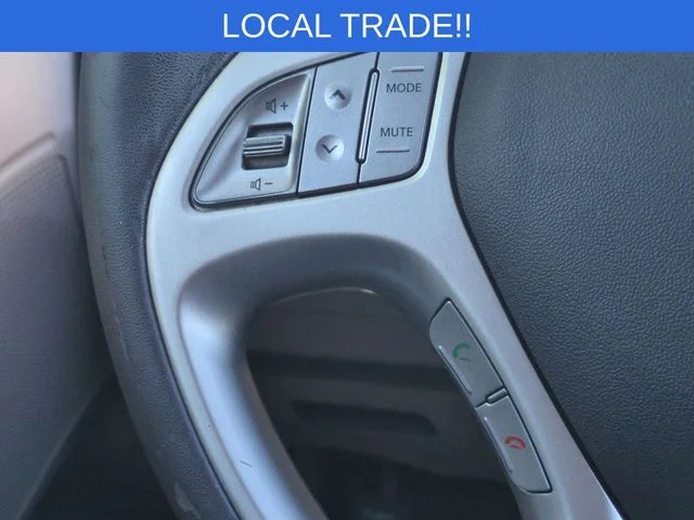 Used 2013 Red Hyundai GLS image 19