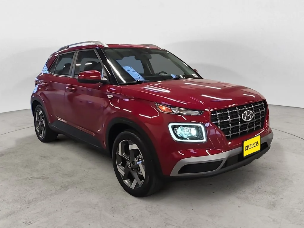 Used 2025 Red Hyundai Limited image 5
