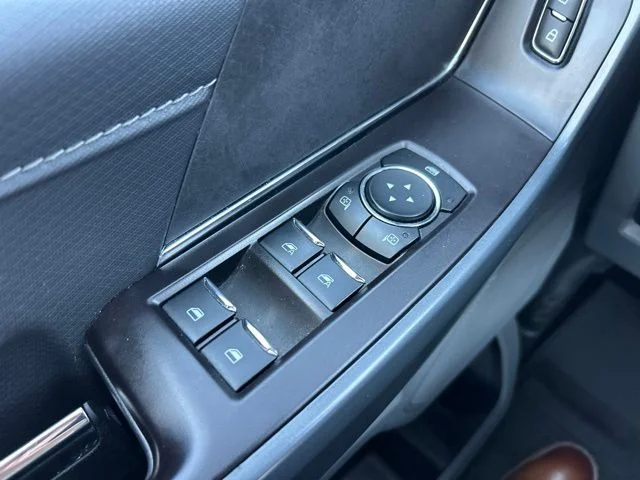 Used 2024 Silver Ford XLT image 18