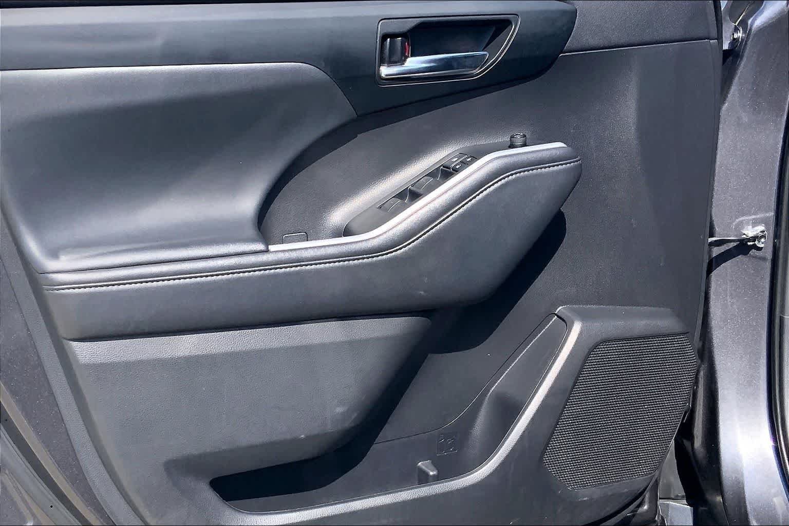Used 2021 Magnetic Gray Metallic Toyota XSE image 20