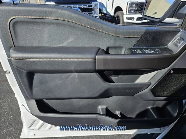 New 2025 Oxford White Ford Tremor® image 17