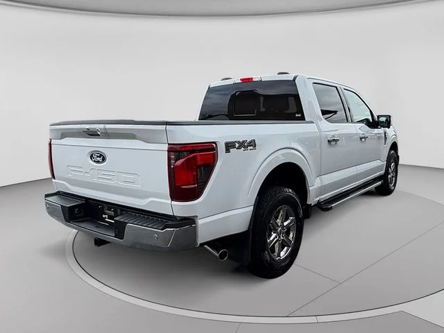 Certified Used 2024 Oxford White Ford XLT image 5