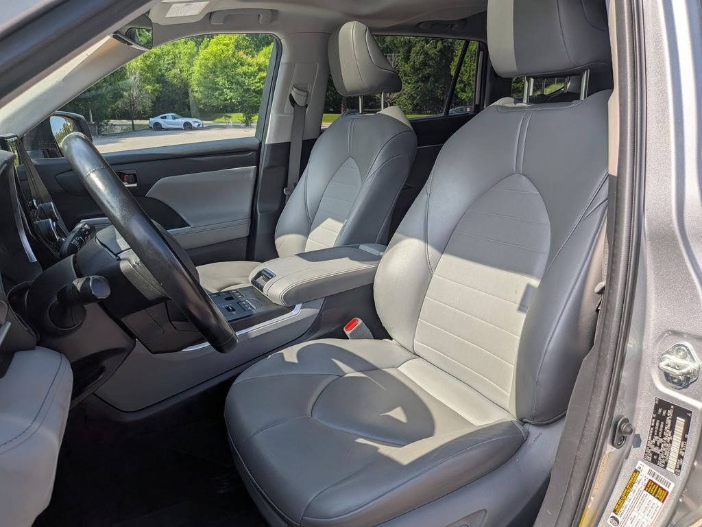 Certified Used 2023 Silver Toyota XLE image 12