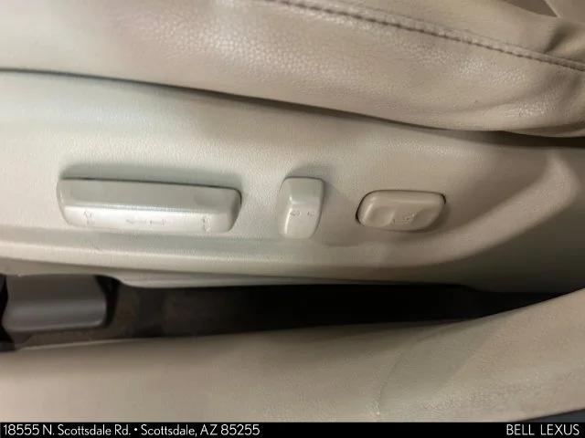 Used 2017 White Acura Advance Package image 17
