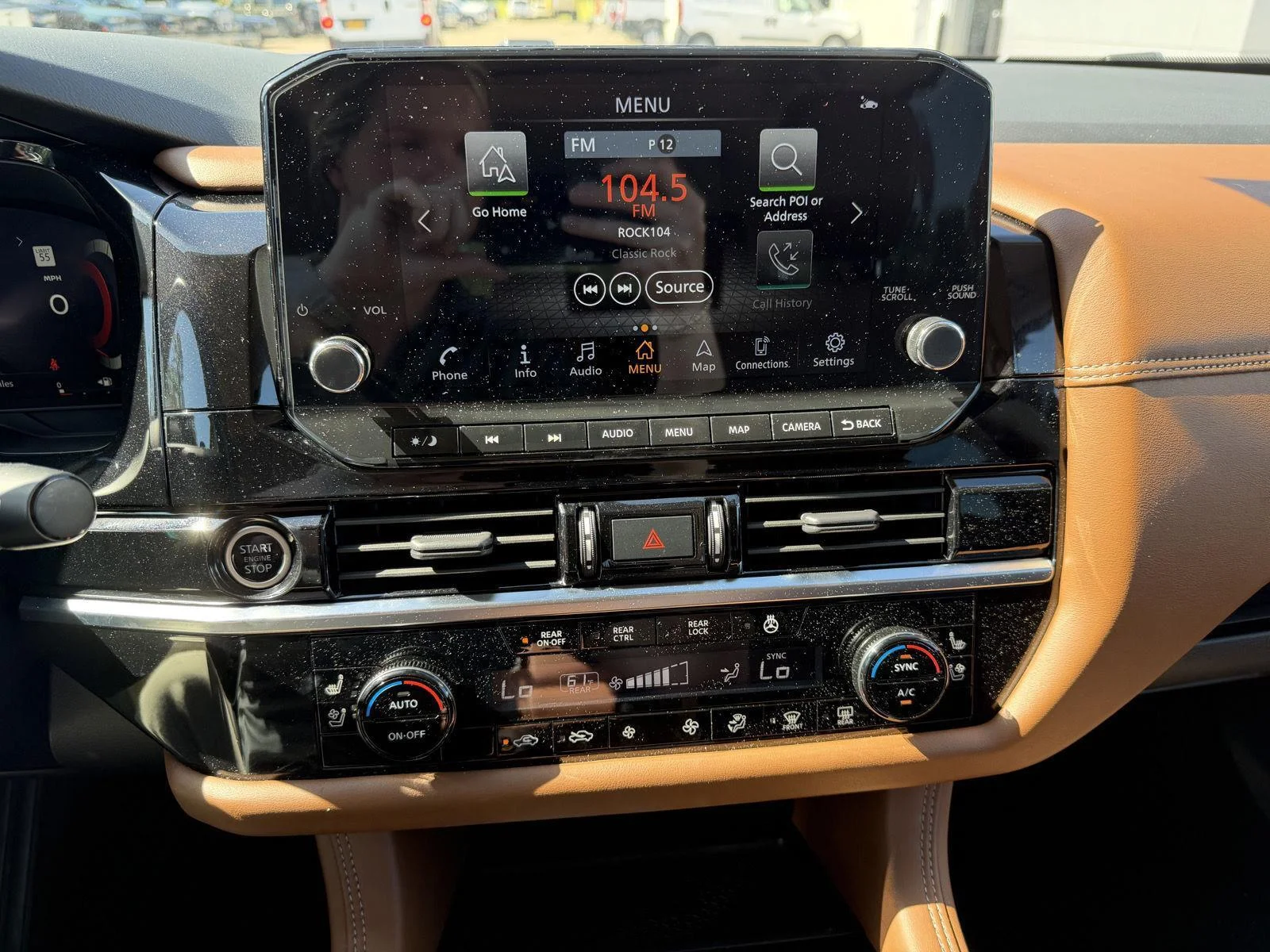 Used 2023 Super Black Nissan Platinum image 11