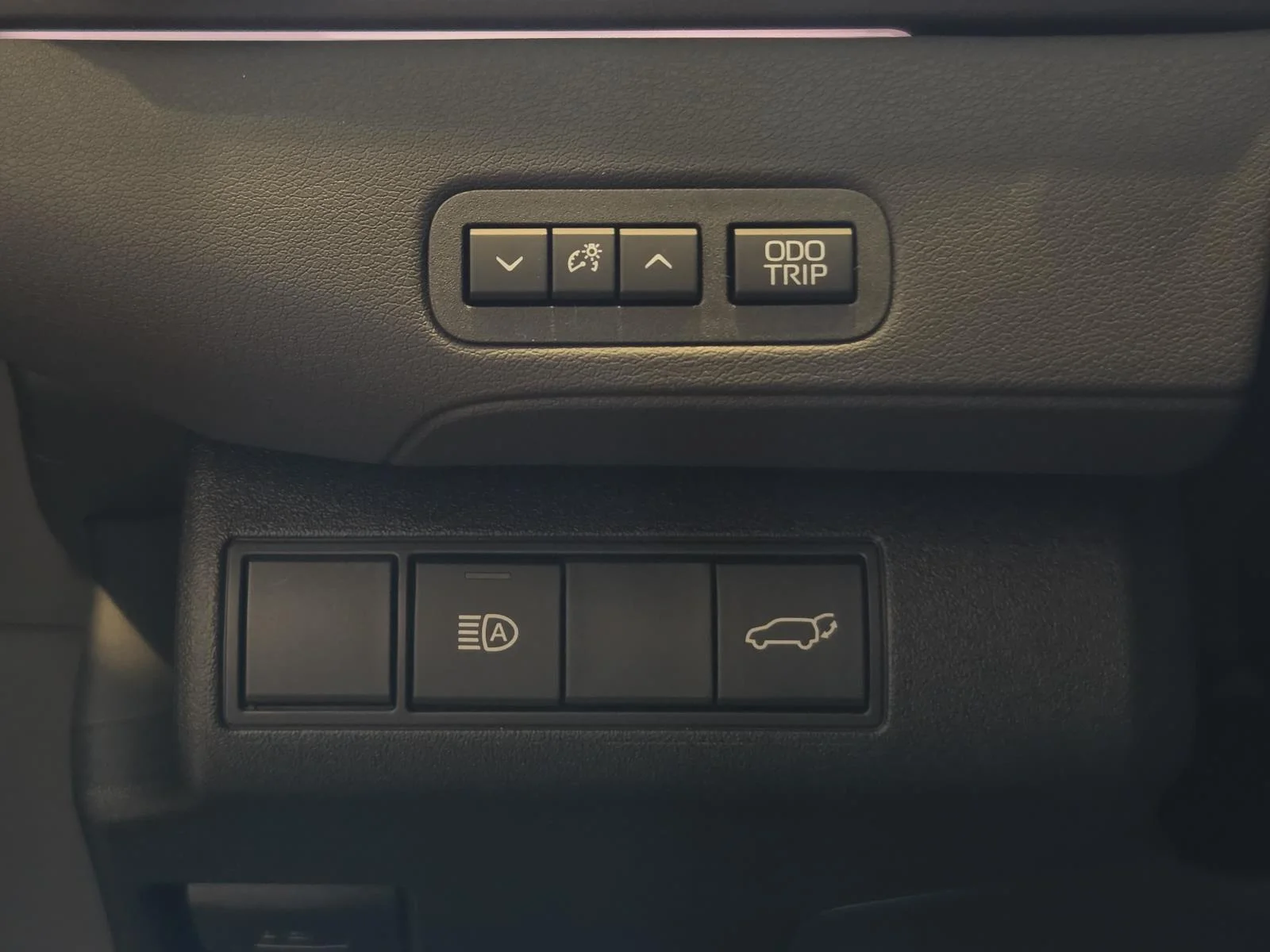 New 2026 Midnight Black Metallic Toyota SE image 22