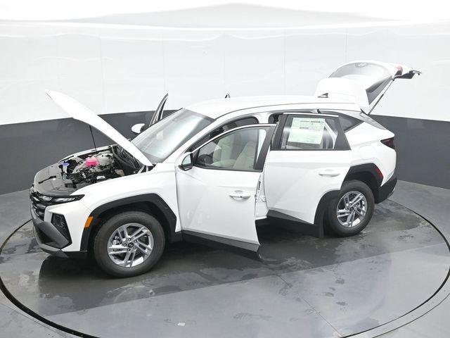 New 2026 White Hyundai SE AWD image 28