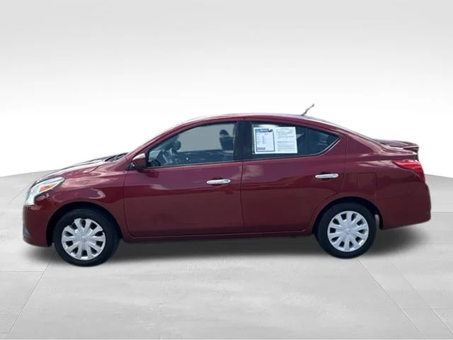 Used 2019 Red Nissan 1.6 SV image 4