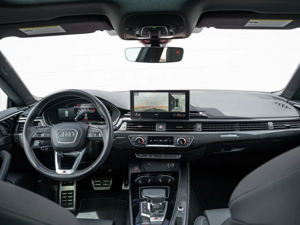 Used 2023 Red Audi  image 21
