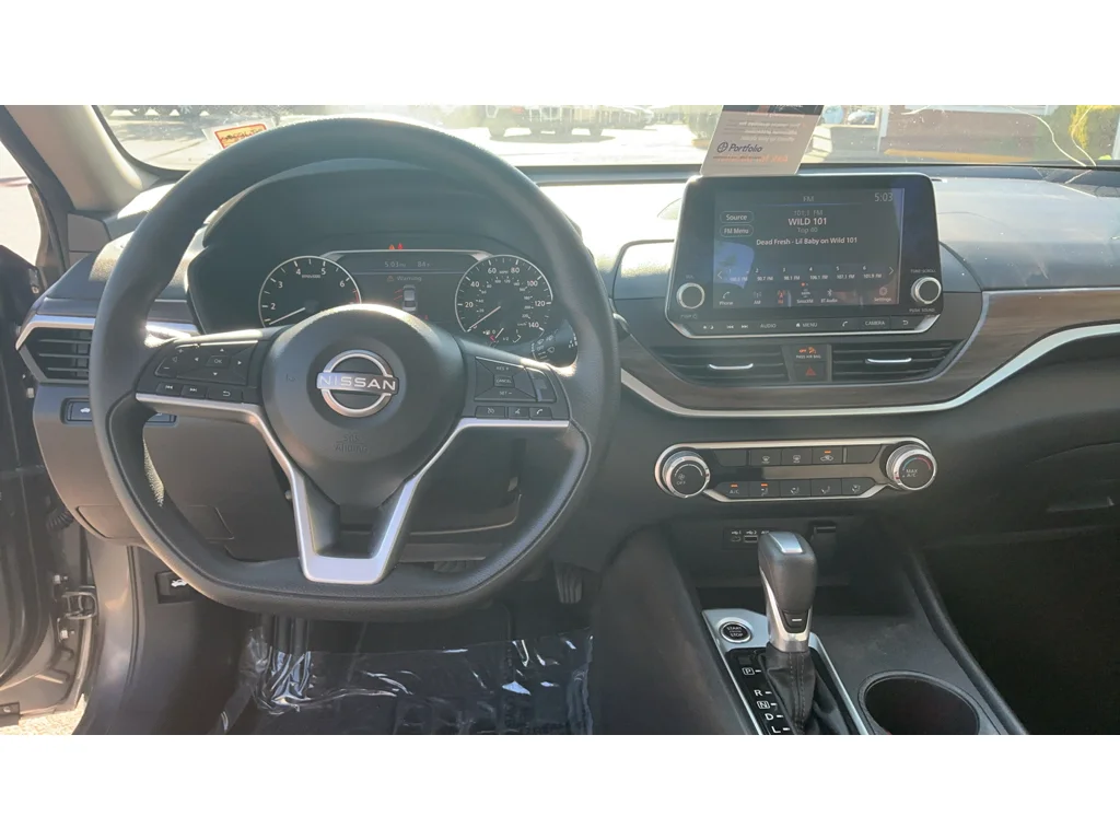 Used 2025 Gun Metallic Nissan SV image 9