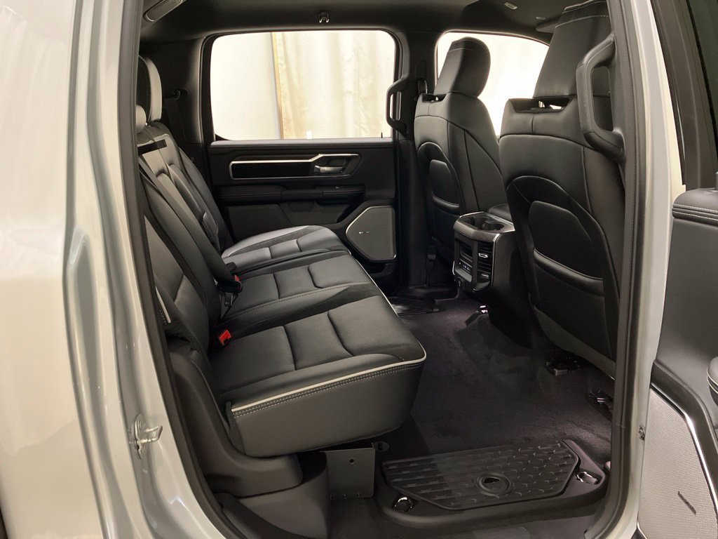 New 2027 Silver Zynith Exterior Paint RAM Laramie image 20