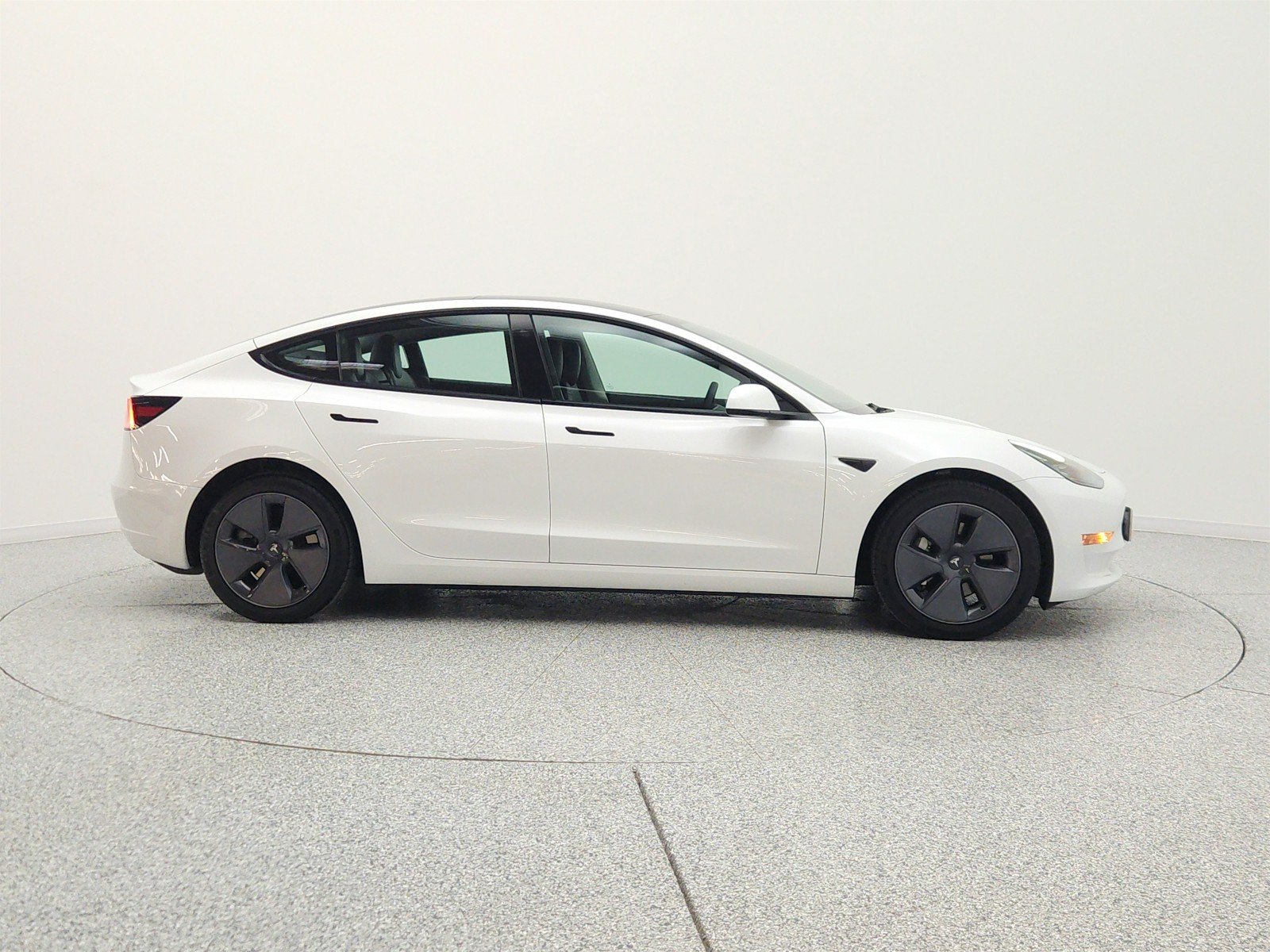 Used 2023 Pearl White Multi-Coat Tesla RWD image 4