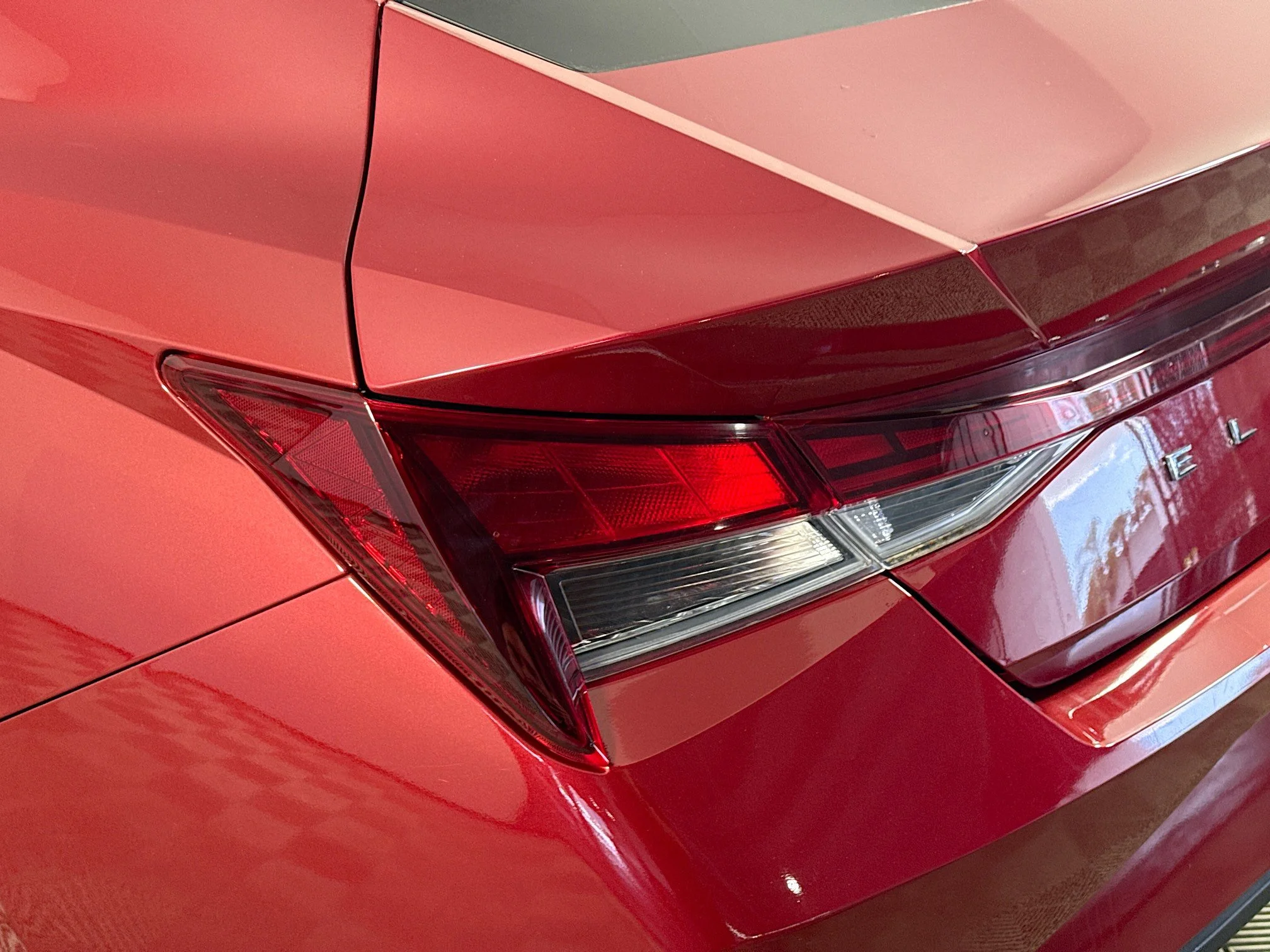 Used 2023 Scarlet Red Pearl Hyundai Blue image 32