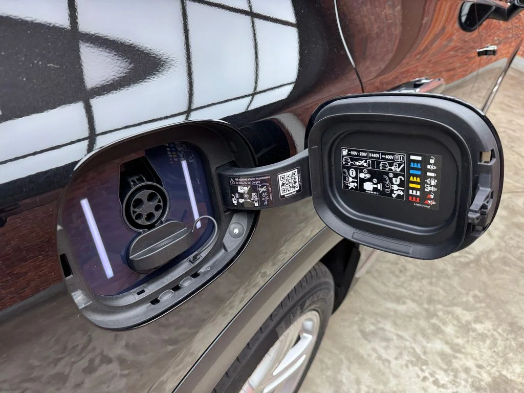 Used 2023 Black Mercedes-Benz 350 SUV image 27