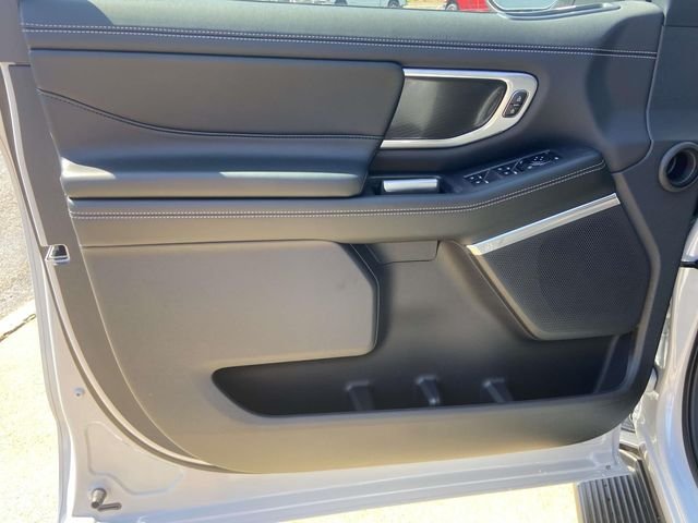 New 2026 Space Silver Metallic Ford Platinum® image 11