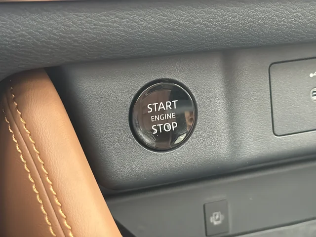 New 2026 Obsidian Green Pearl Nissan Platinum image 13