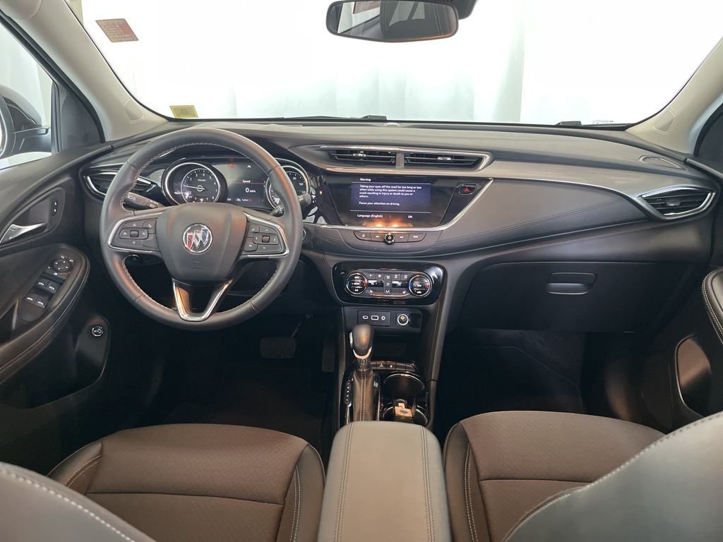 Used 2023 Black Buick Select image 9