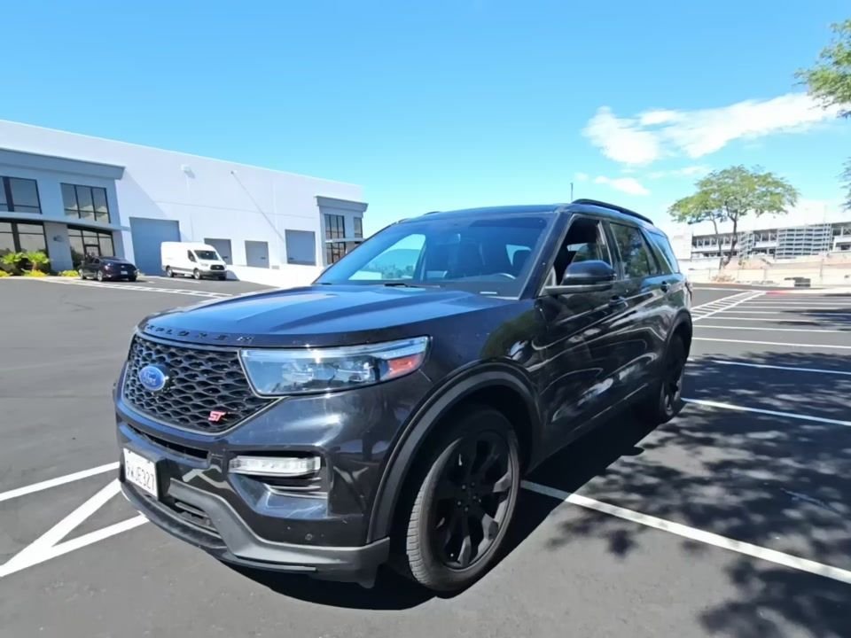 2022 Ford Explorer ST 4WD's photo