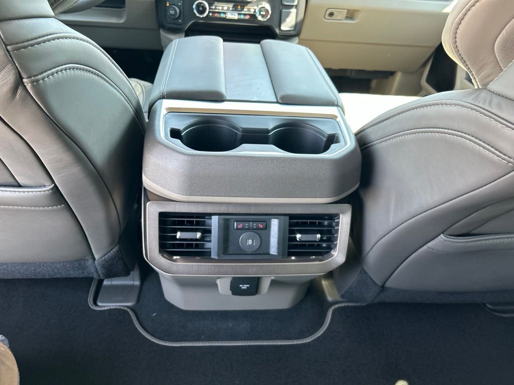 New 2026 Star White Metallic Tri-Coat Ford Platinum image 45