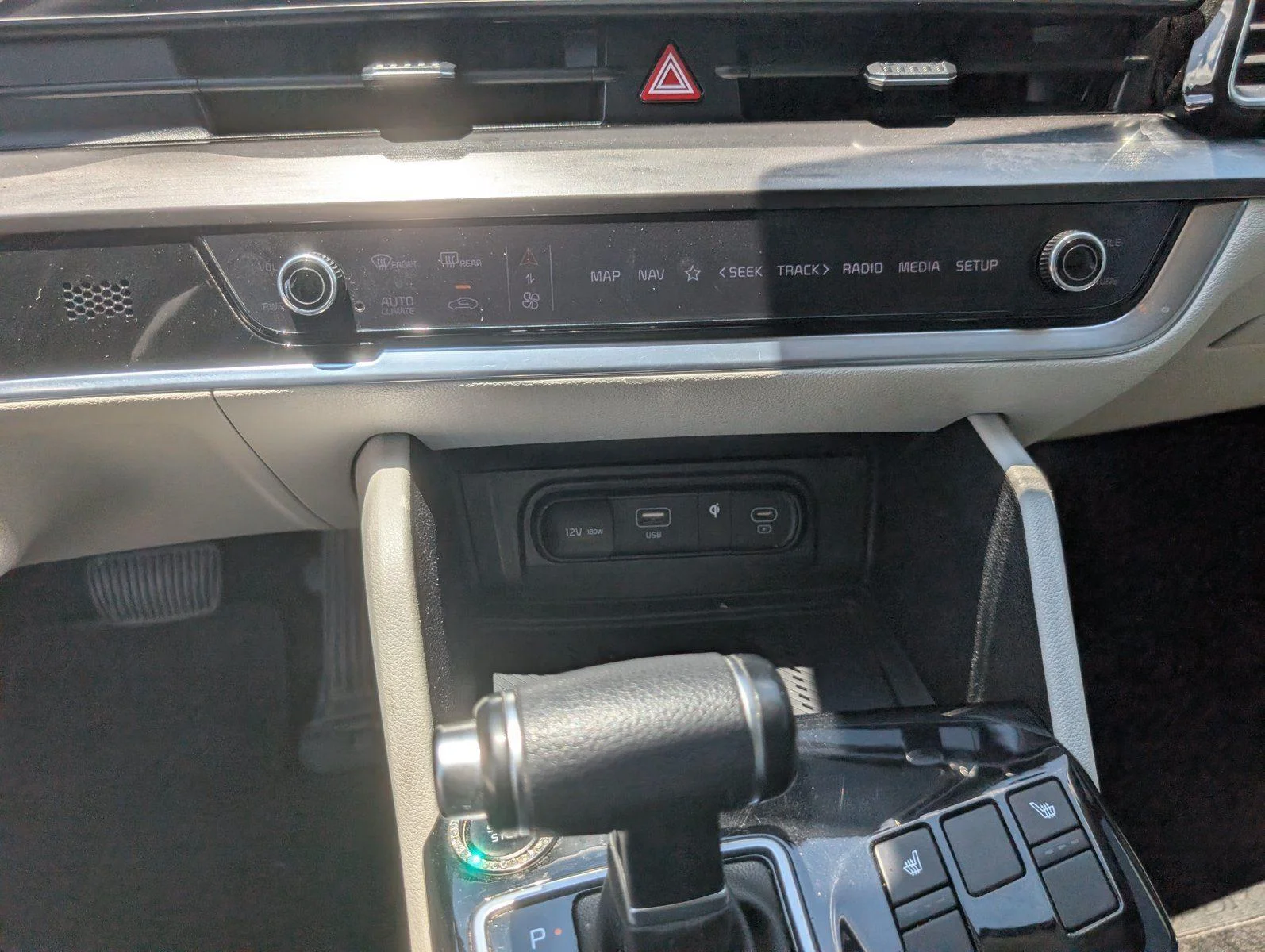 Used 2023 Ebony Black Kia EX image 27